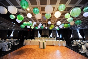 unique wedding event venue aurora il roundhouse
